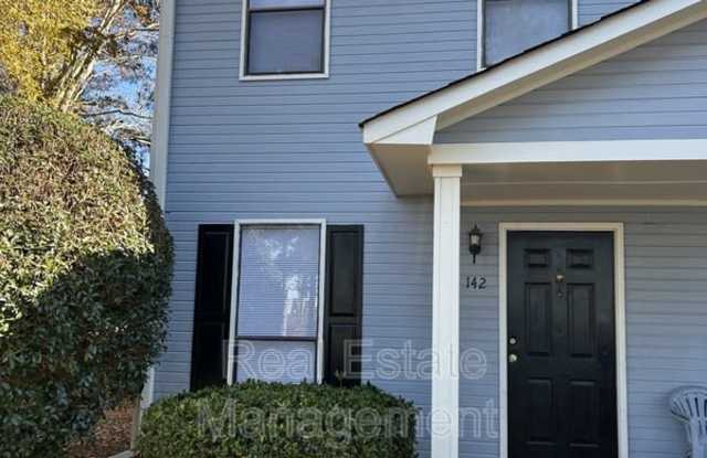 142 Westwind Ct - 142 Westwind Court, Griffin, GA 30224