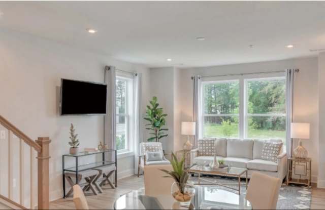 2715 Acadia Drive Gallery 2