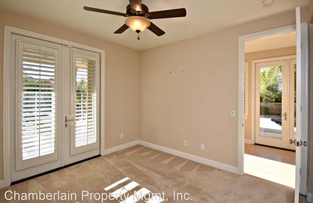 6356 Huntington Drive Gallery 4