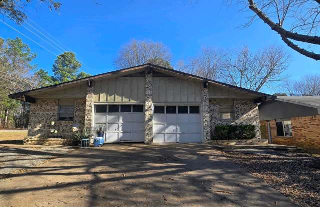 AVAILABLE! 2 Bedroom 2 Bath in Longview! photos photos