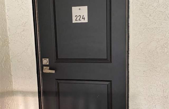 4732 Park Granada Gallery 4