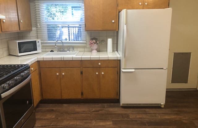 16040 Mateo St - 16040 Mateo Street, Ashland, CA 94578