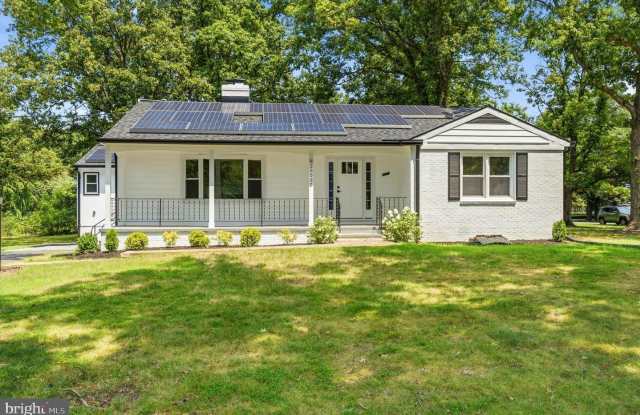 2608 HOLLY DR Gallery 2