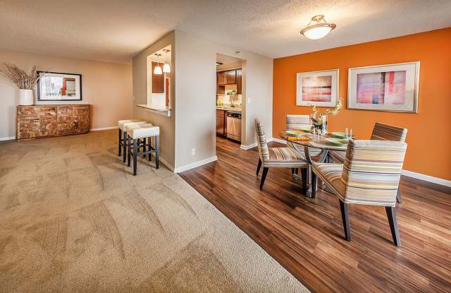 One Lytle Place Apartments Gallery 4
