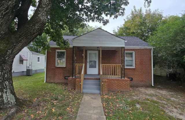2 Bedroom House in Petersburg READY NOW! Gallery 3