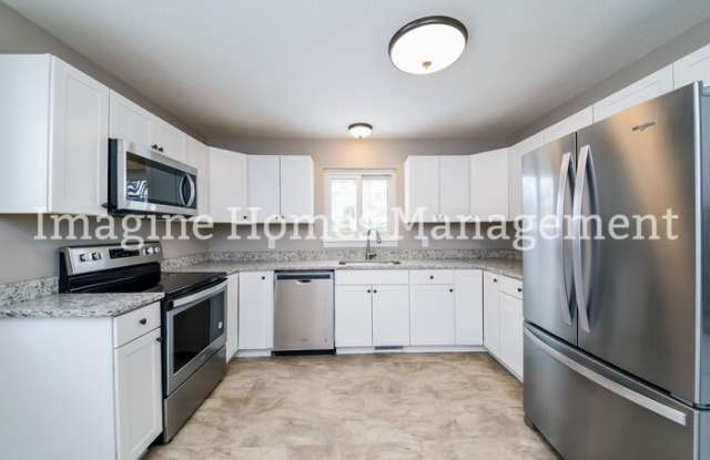6645 Forest Glen Avenue Gallery 4