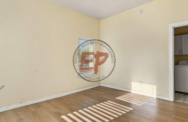 301 North Guadalupe Street Gallery 3