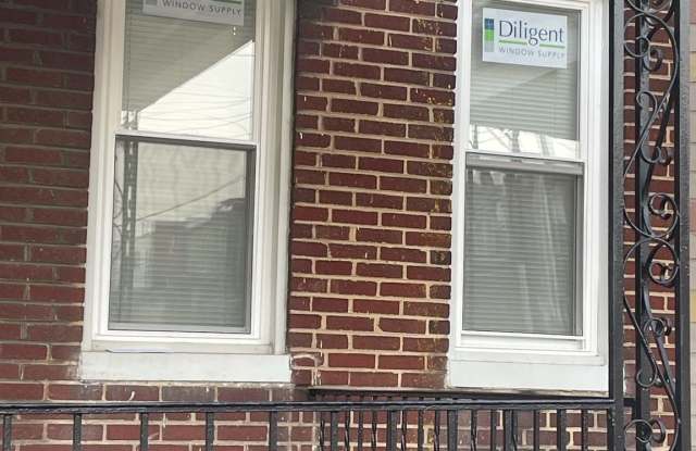 2207 W LAFAYETTE Avenue photos photos