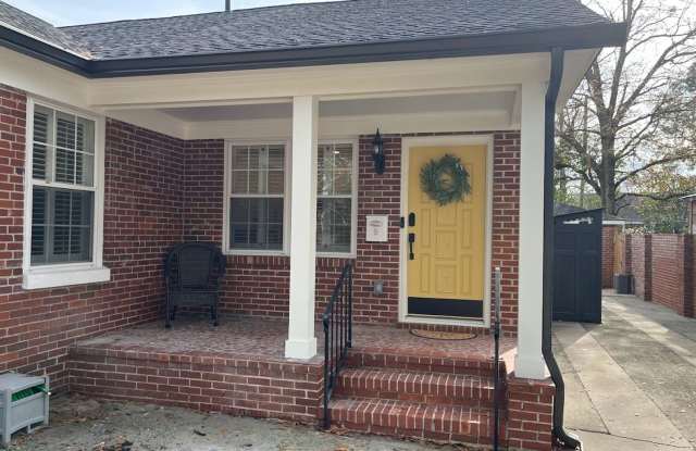 Furnished Rental in the Heart of Savannah~Available April 25th to May 23rd~ photos photos