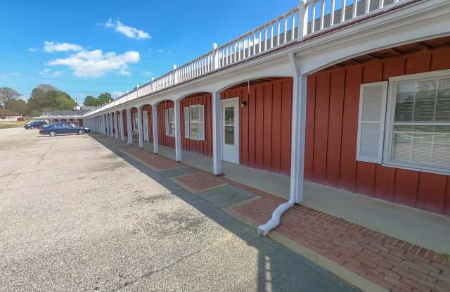 4765 Hathaway Street Gallery 2