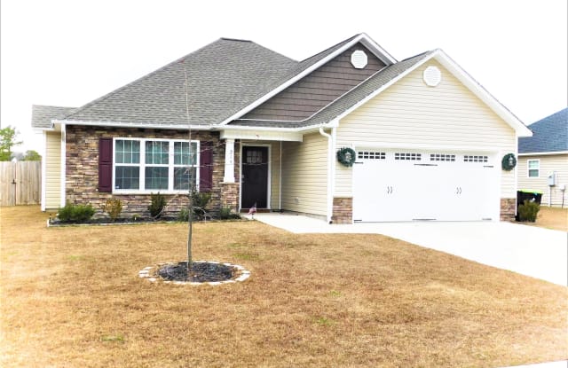 219 Wood House Drive - 219 Wood House Dr, Jacksonville, NC 28546