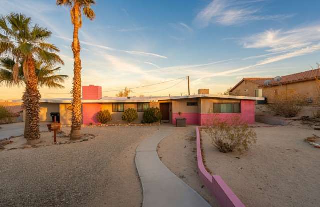 3 Bedroom 2 Bathroom - Fully Furnished - Mid Century Modern photos photos 3 Bedroom 2 Bathroom - Fully Furnished - Mid Century Modern photos photos