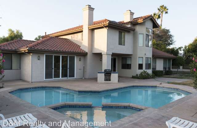 13814 Lake Poway Road Gallery 2