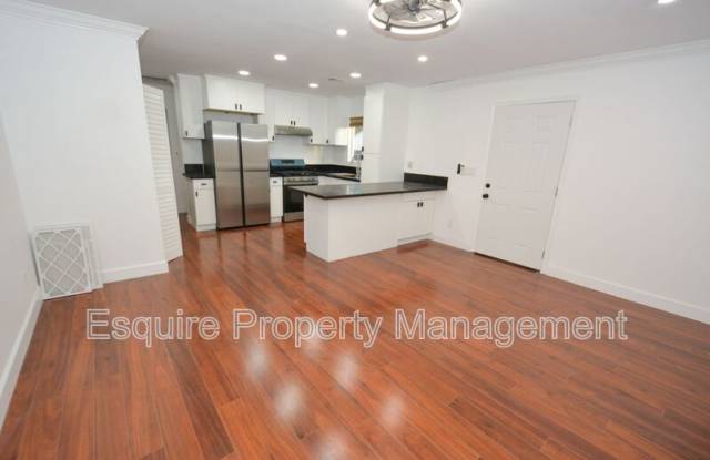 938 DOUGLAS AVE - 938 Douglas Avenue, Oxnard, CA 93030