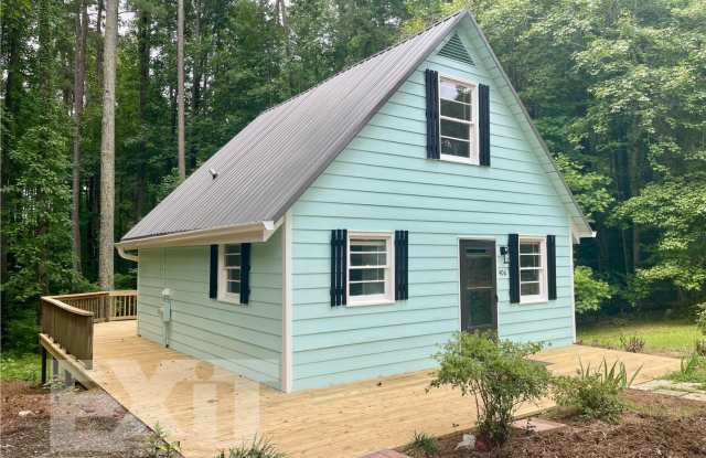 Charming 3 Bed 1.5 Bath Home in Bracey, VA photos photos