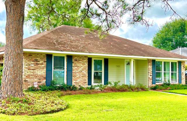 3 Bedroom House in Baton Rouge - 7417 Director Drive, Old Jefferson, LA 70817