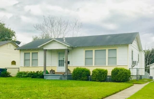 510 Mcdougal Ave - 510 McDougal Ave, San Antonio, TX 78223