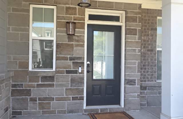 1532 Dover Creek Lane Gallery 2