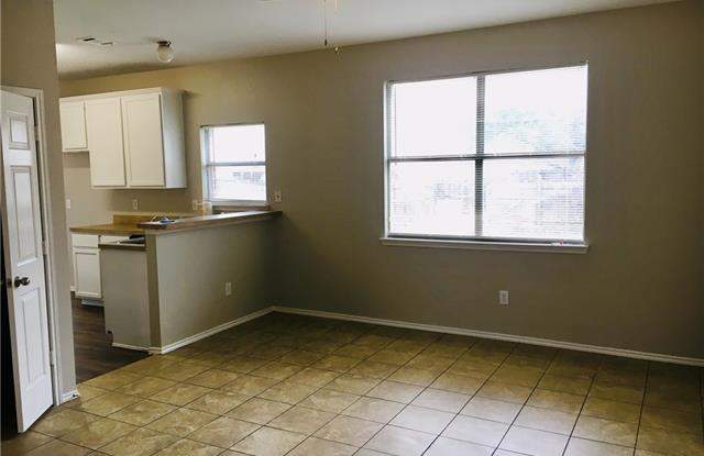 8109 Southern Pine Way Gallery 4