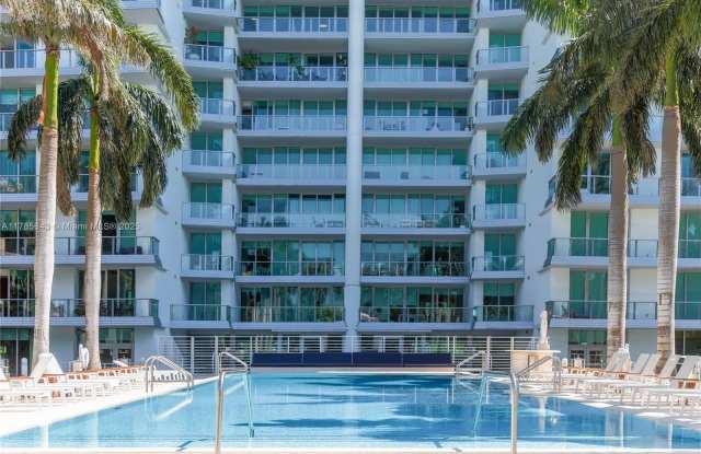 2627 S Bayshore Dr photos photos