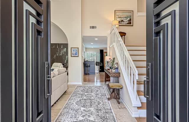 2111 Peak Place Gallery 2