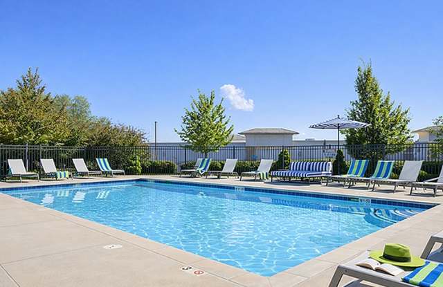 Chapel Ridge Townhomes Gallery 3
