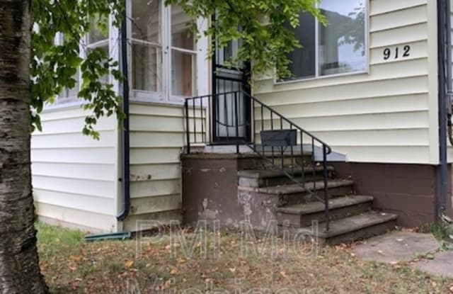 912 Hammond Ave - 912 Hammond Street, Flint, MI 48503