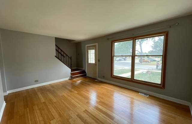 1022 Denham Place Gallery 2