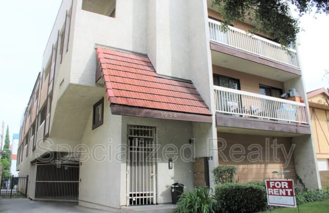 1034 Thompson Avenue photos photos