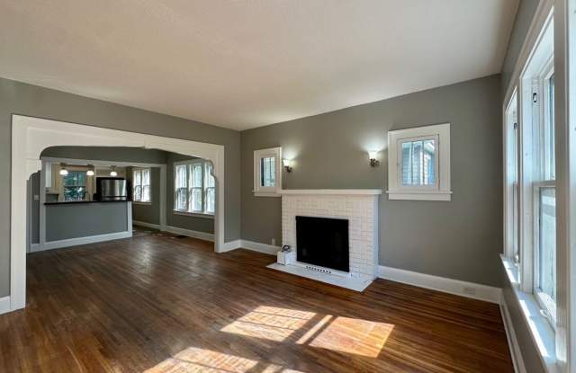 Beautiful 4 bedroom house in Minneapolis!! photos photos