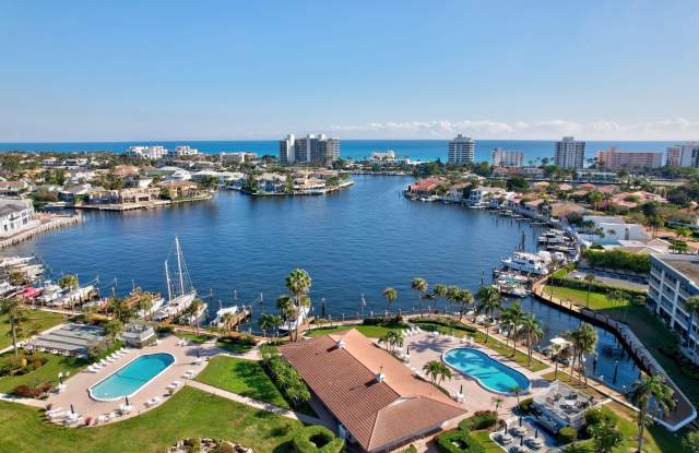 100 Pelican Pointe Drive photos photos