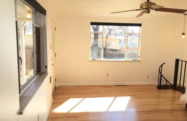 2043 Meade Street Gallery 4