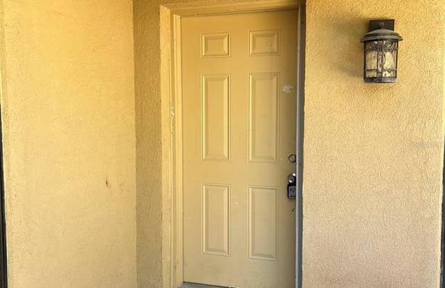 5305 BAMBOO Court Gallery 2