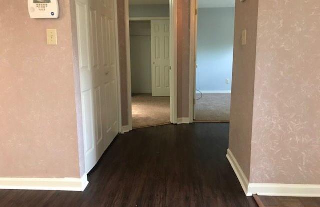 5965 Old Plank Road Gallery 3