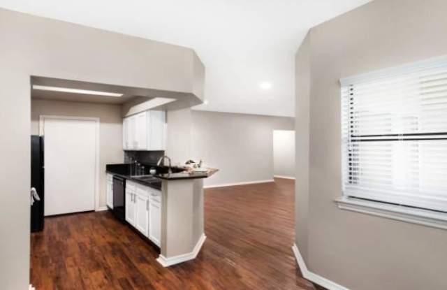5875 Mesa Dr Gallery 4