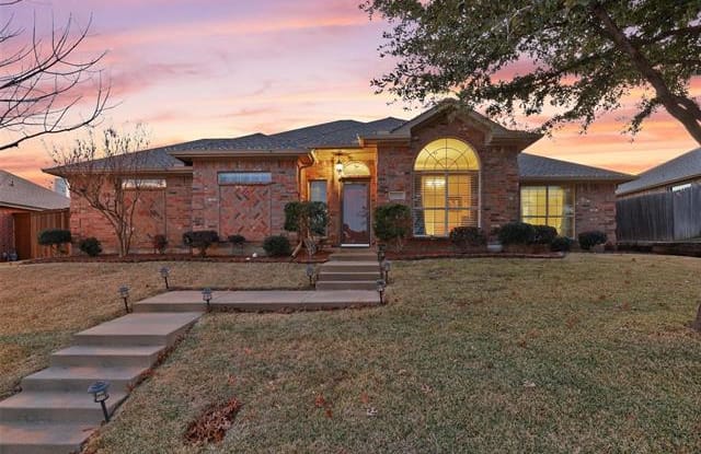 1536 Eagle Nest Pass - 1536 Eagle Nest Pass, Lewisville, TX 75077