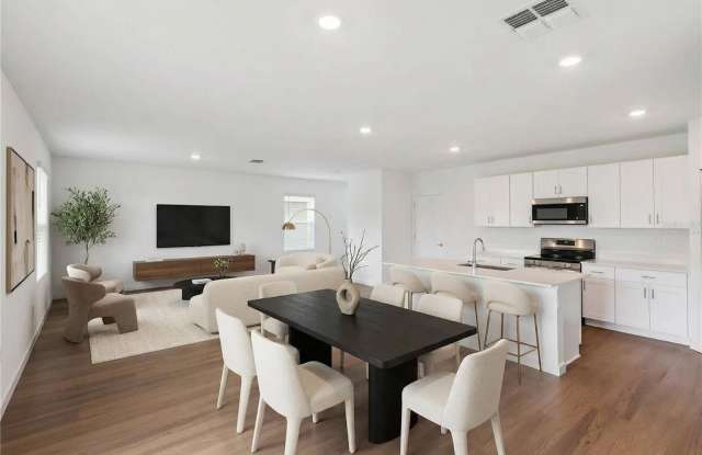 4444 SW 80TH Place Gallery 3