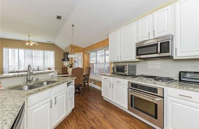480 Crestview Point Drive Gallery 3