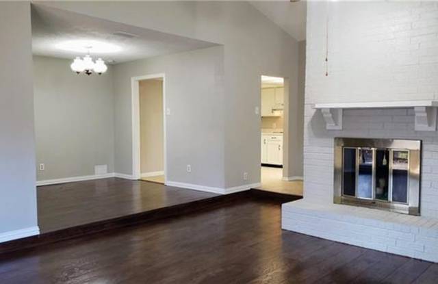 1217 Savannah Court Gallery 2