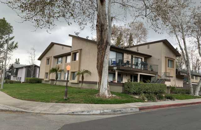 Move in Special ** Half off the 2nd month's rent Gallery 3