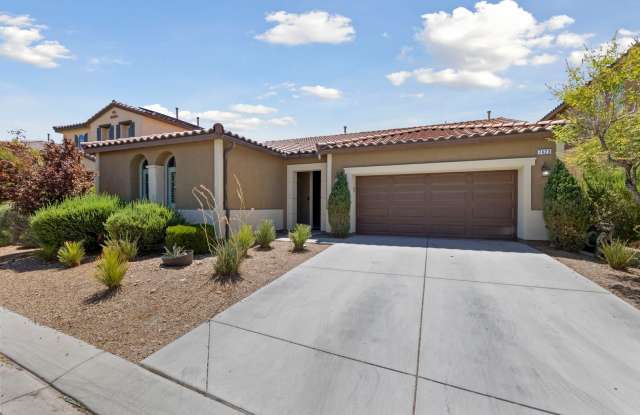 Stunning 1-Story Home in the Heart of Mountains Edge Community photos photos