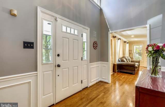 8226 OSAGE LANE E Gallery 4