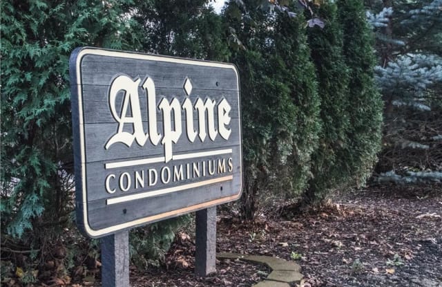 3270 E Alpine Drive - 3270 Alpine Dr, Ann Arbor, MI 48108