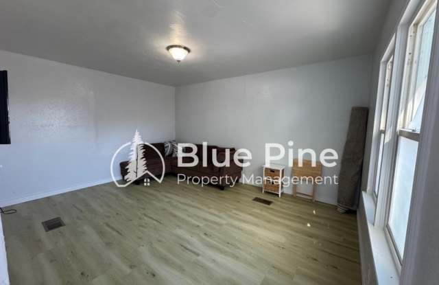 1111 Wilson Avenue Gallery 3