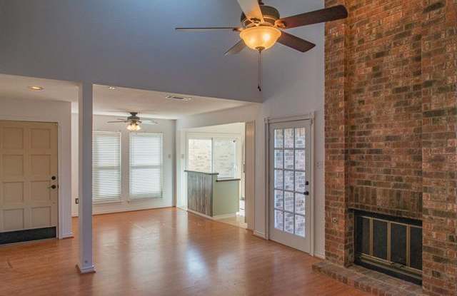 3723 Clover Hill Lane Gallery 3