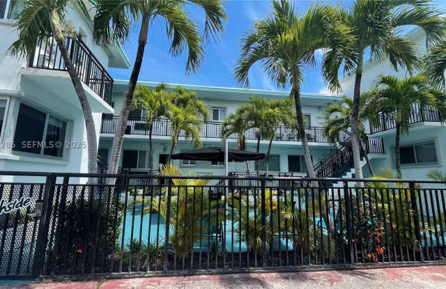 8100 Harding Ave photos photos