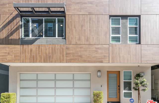 2770 Wright Ln Gallery 2