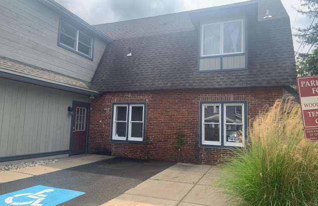 242 WOOD Street Gallery 2