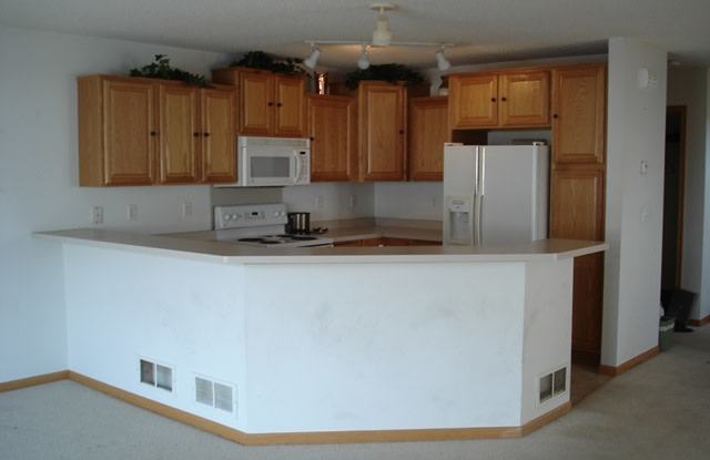 7627 Arbor Ln Gallery 2