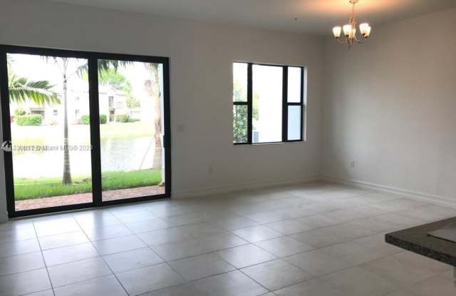11654 SW 13th Ln Gallery 3